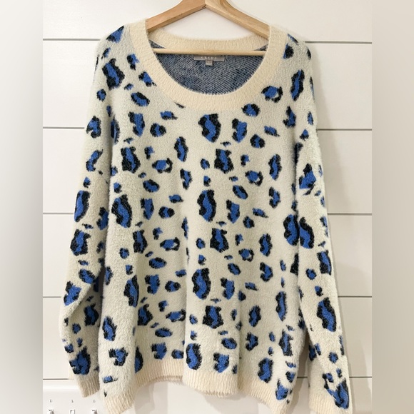 Cheetah Print Sweater - Size Large - Picture 1 of 10